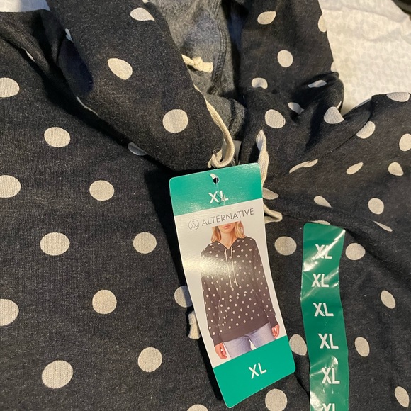 Alternative brand black and white hoodie pull over - Picture 2 of 7